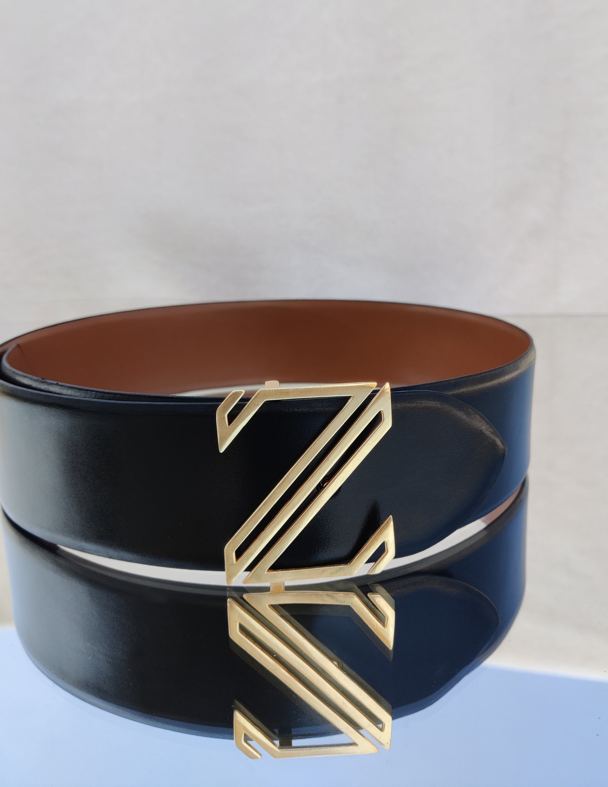 BlackEditedMirrorcopy_2048x.